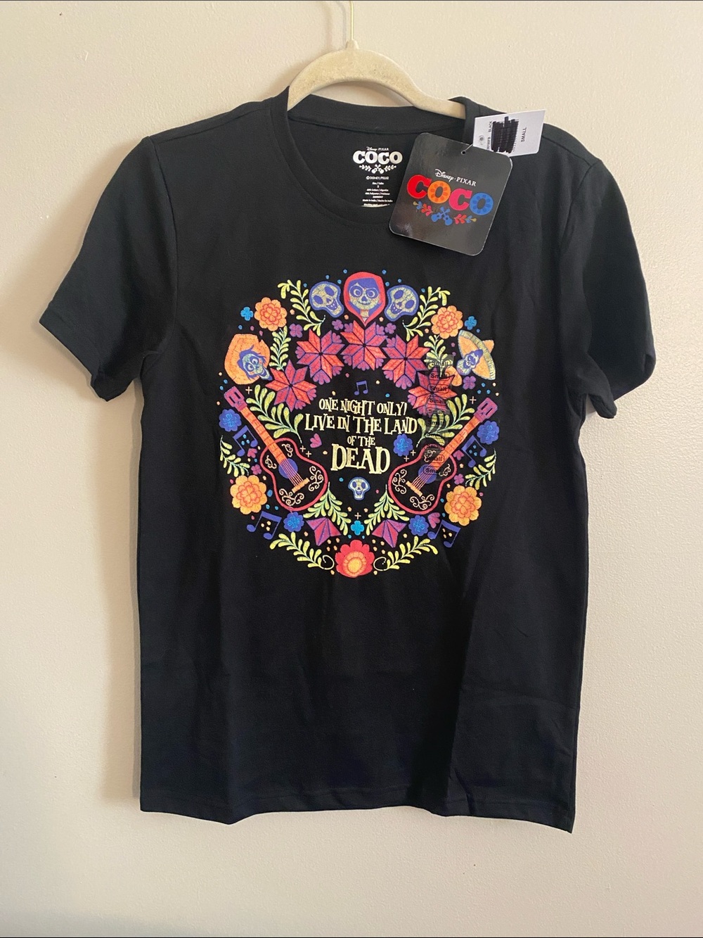 Disney Pixar Coco Black Graphic Tee Unisex Small NEW